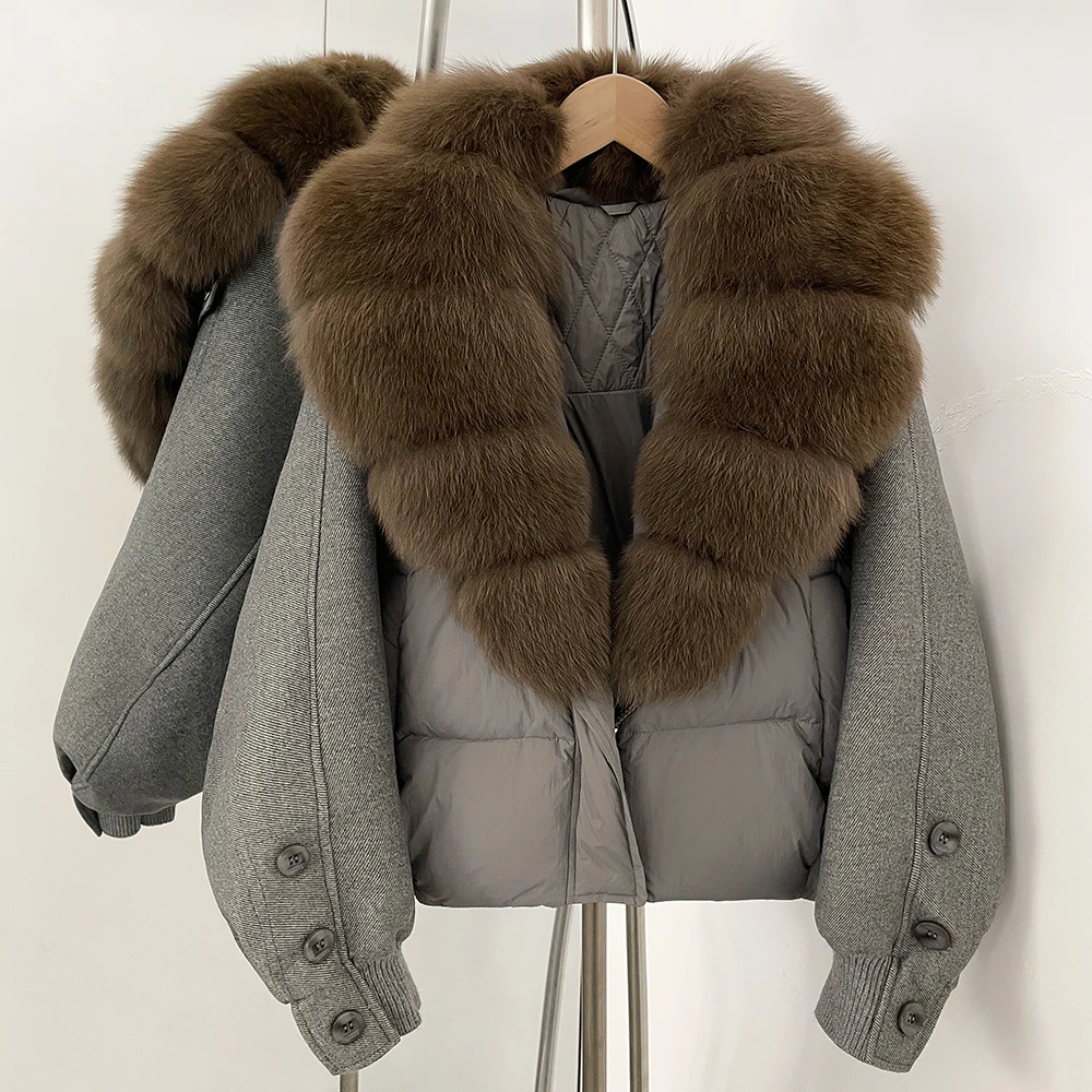 Winter Clothing Trends 2025 Women'S - เสื้อแจ็คเก็ตขนเป็ดสำหรับผู้หญิงพร้อมขนเฟอร์ธรรมชาติ เทรนด์เสื้อผ้าผู้หญิงปี 2025 เสื้อโค้ทผู้หญิงที่ให้ความอบอุ่นและหรูหรา