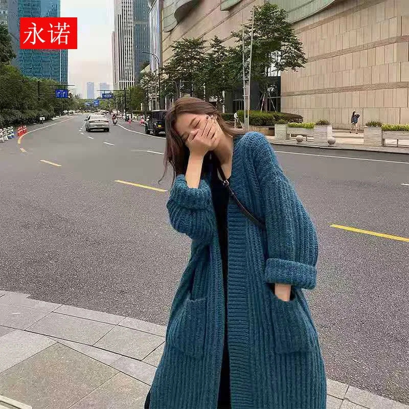 Buckled และ Unbuttoned ขี้เกีย - Winter Clothing Trends 2025 Women'S บทวิจารณ์และราคา