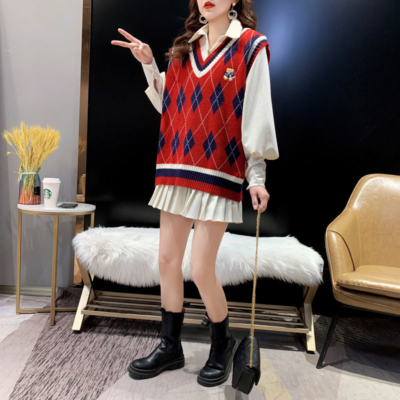 เสื้อกั๊กถักสีแดงสำหรับผู้หญิง - Winter Clothing Trends 2025 Women'S บทวิจารณ์และราคา