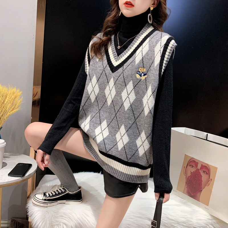เสื้อกั๊กไหมพรมสีแดงสำหรับผู้ห - Winter Clothing Trends 2025 Women'S บทวิจารณ์และราคา