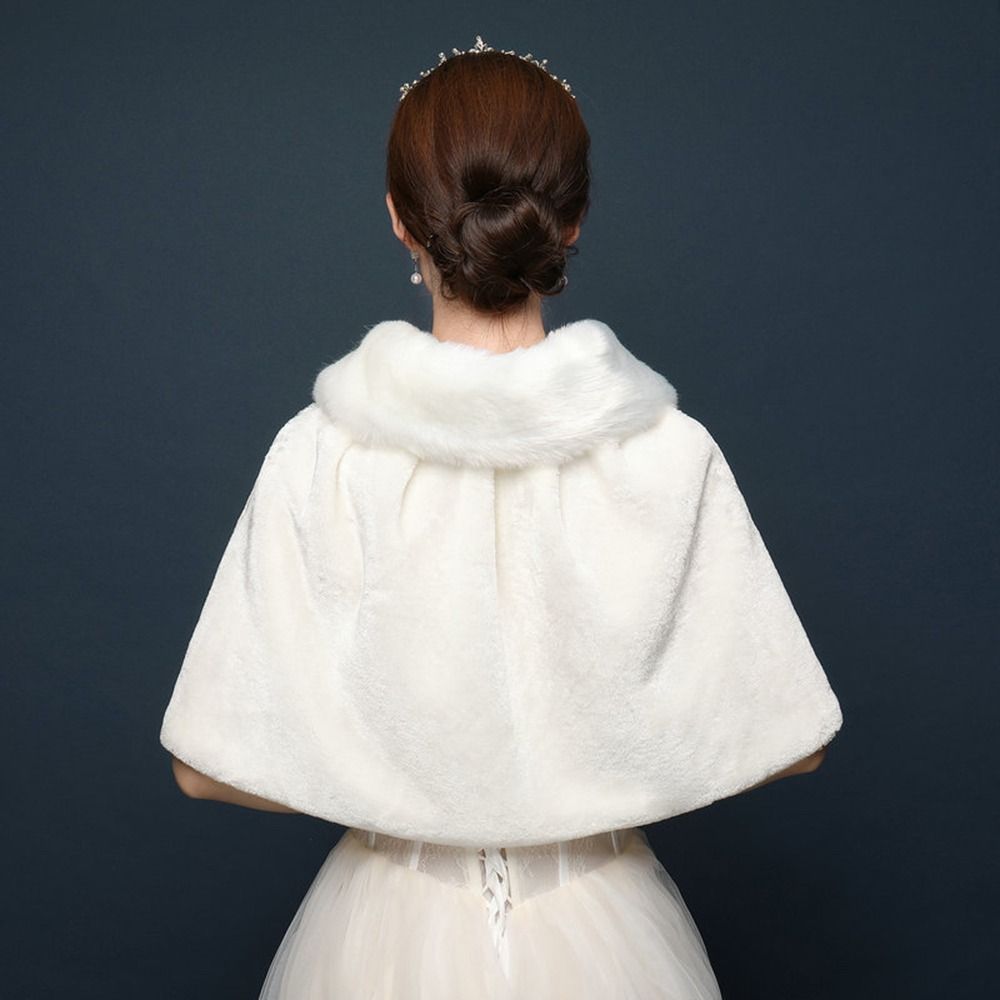ผ้าคลุมไหล่สำหรับผู้หญิงสีขาวส - Winter Clothing For Sale บทวิจารณ์และราคา