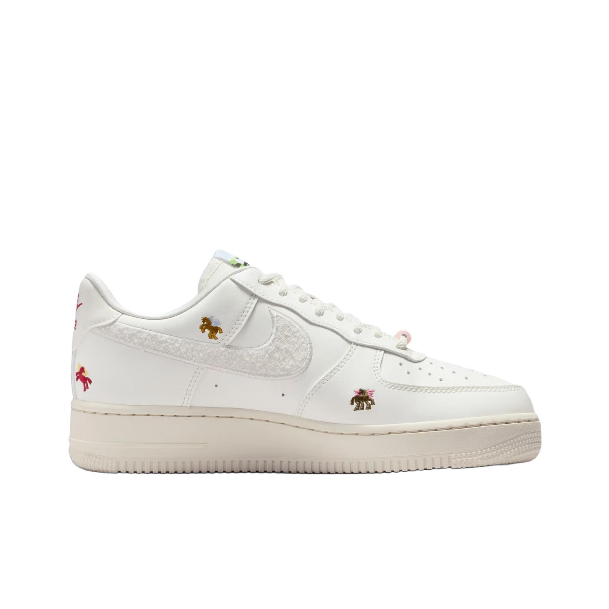 ไนกี้ แอร์ ฟอร์ซ 1 โลว์ ท็อปรอ - Nike Shoes Air Force 1 บทวิจารณ์และราคา
