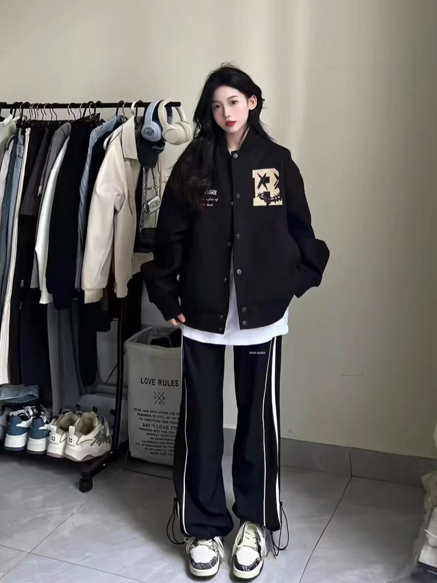 เสื้อแจ็คเก็ตเบสบอลพิมพ์ลายตัว - Winter Clothing Trends 2025 Women'S บทวิจารณ์และราคา