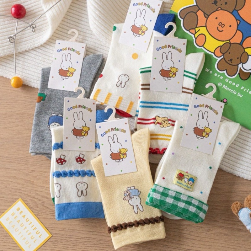ถุงเท้ามิฟฟี่น่ารัก ลายการ์ตูน - Winter Clothing Cute บทวิจารณ์และราคา