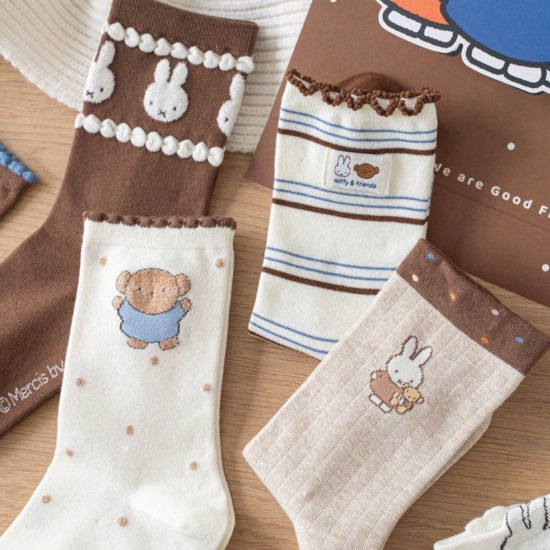 ถุงเท้าข้อกลางลายมิฟฟี่น่ารัก  - Winter Clothing Cute บทวิจารณ์และราคา
